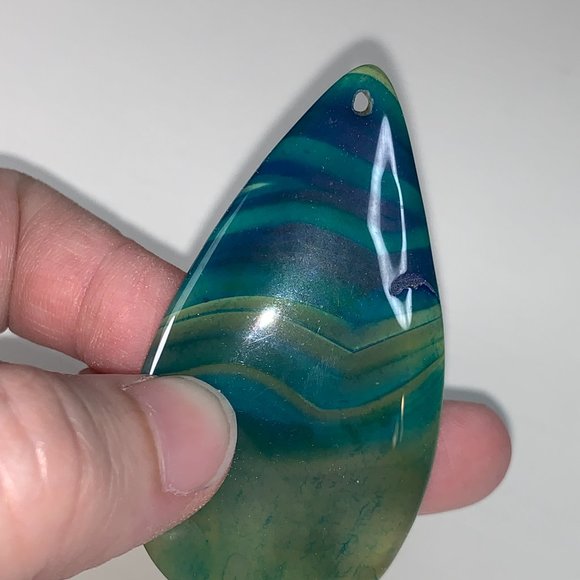 Green and Blue Onyx Agate Teardrop Pendant - Picture 7 of 8